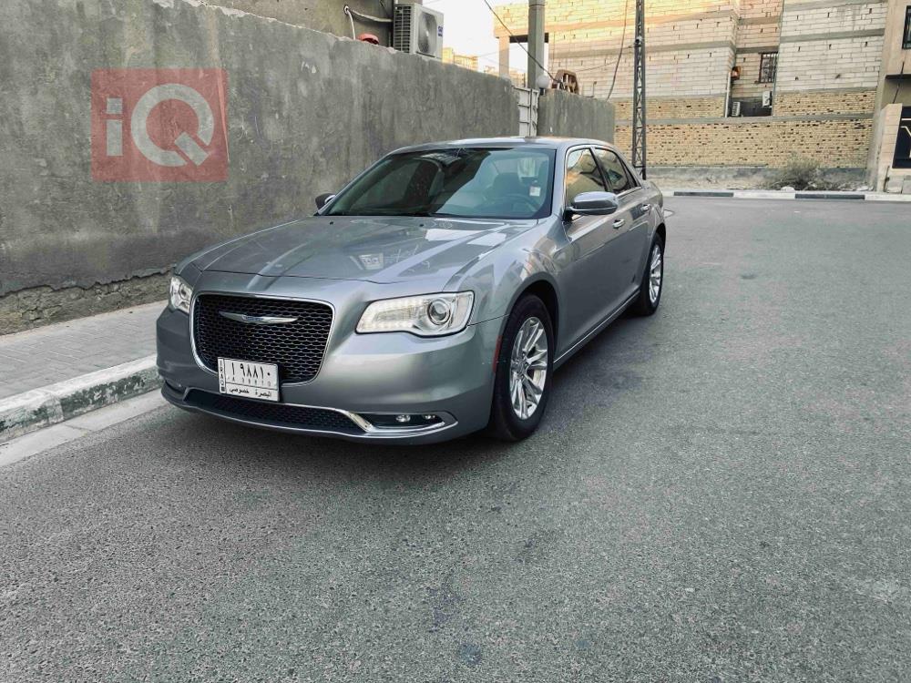 Chrysler 300